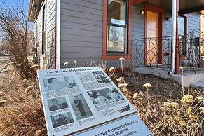 Lavish Retreat in Old Town - Walk Everywhere!