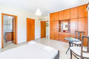 Villa Nikolina - 5 En-suite Bedrooms
