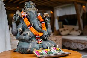 Luxury Villa Rose and Villa Rosebud