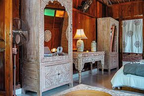 Luxury Villa Rose and Villa Rosebud