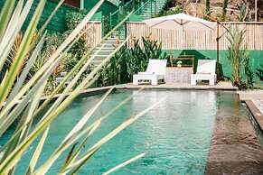 Luxury Villa Rose and Villa Rosebud