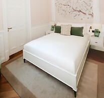2 Chesham Hotel