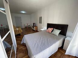 Charming Stay in the Heart of Buenos Aires 2 Blocks Away From Corrient