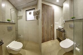 Limewood Stay Gold-ARTEMIS & Golf Course