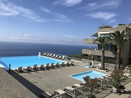 Costa Plana Collection