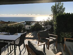 Costa Plana Collection