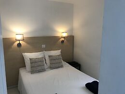 Costa Plana Collection