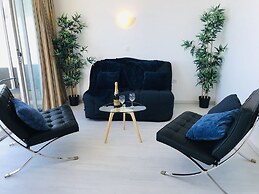 Costa Plana Collection