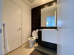 Waterfront Luxury Residences