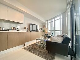 Waterfront Luxury Residences