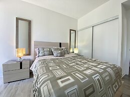 Waterfront Luxury Residences