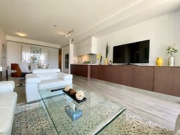 Waterfront Luxury Residences