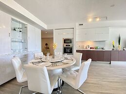 Waterfront Luxury Residences