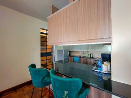 Lux Suites Westlands Place Apartments