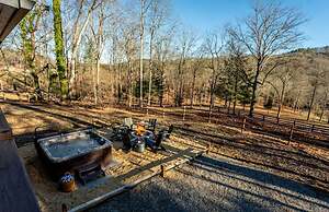 Creekside Haven by Boutiq