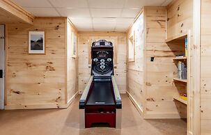 Creekside Haven by Boutiq