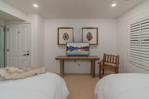 The Touchstone by Boutiq