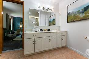 The Woodlands by Boutiq