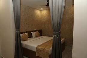 Rosewood Luxury Hotel