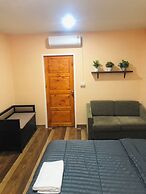 SS GUESTHOUSE