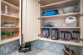 Deluxe Oceanside Resort Vistas