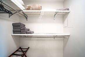 Deluxe Oceanside Resort Vistas