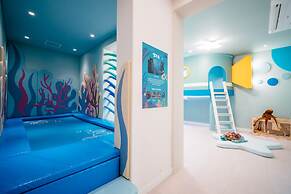 Pico Kids Pool Villa