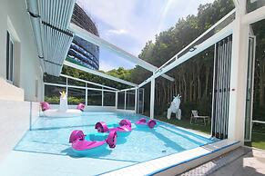 Pico Kids Pool Villa