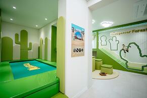 Pico Kids Pool Villa