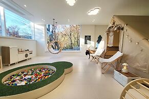 Pico Kids Pool Villa