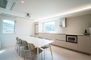 Pico Kids Pool Villa