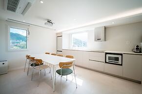 Pico Kids Pool Villa