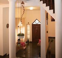 Holistic Villas River