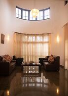 Holistic Villas River