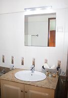 Holistic Villas River