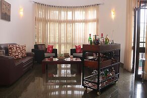 Holistic Villas River