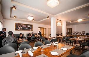 Crown Himalaya Hotel