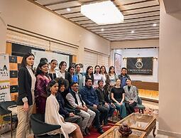 Crown Himalaya Hotel