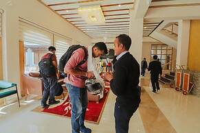 Crown Himalaya Hotel