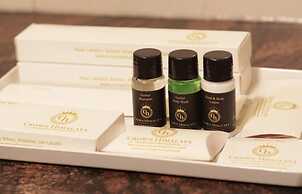 Crown Himalaya Hotel