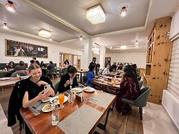 Crown Himalaya Hotel