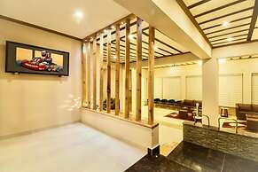 Crown Himalaya Hotel