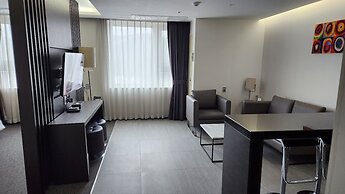 Yongin Central CO'OP Hotel