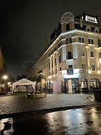 The Secret HaLong Hotel