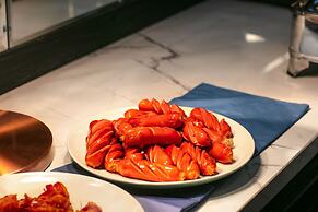 The Secret HaLong Hotel