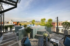 The Secret HaLong Hotel