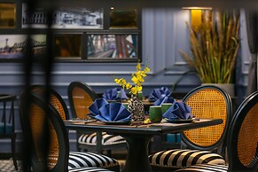 The Secret HaLong Hotel