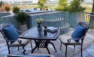 The Secret HaLong Hotel