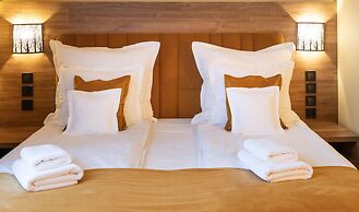 Mariensztat 8 Apartments