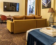 Mariensztat 8 Apartments